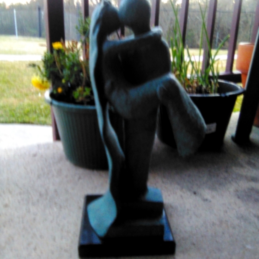 Statue